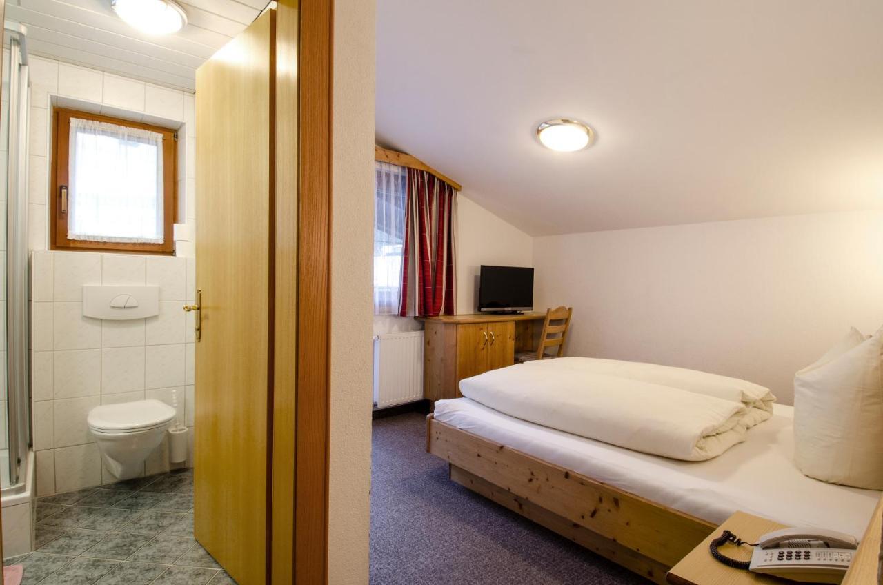 Hotel Garni Golfais イシュグル エクステリア 写真